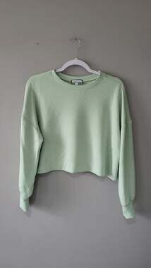 Discreet New York City Mint Green Cropped Crewneck Sweatshirt Size M